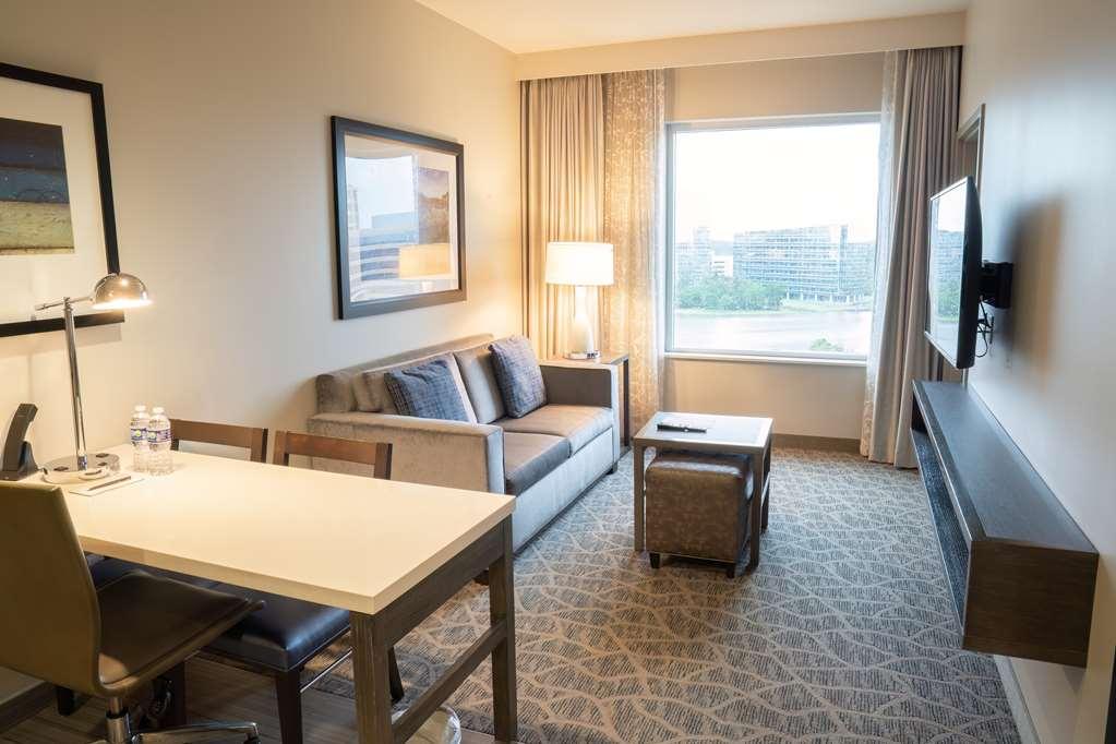 Embassy Suites By Hilton Удландс Стая снимка